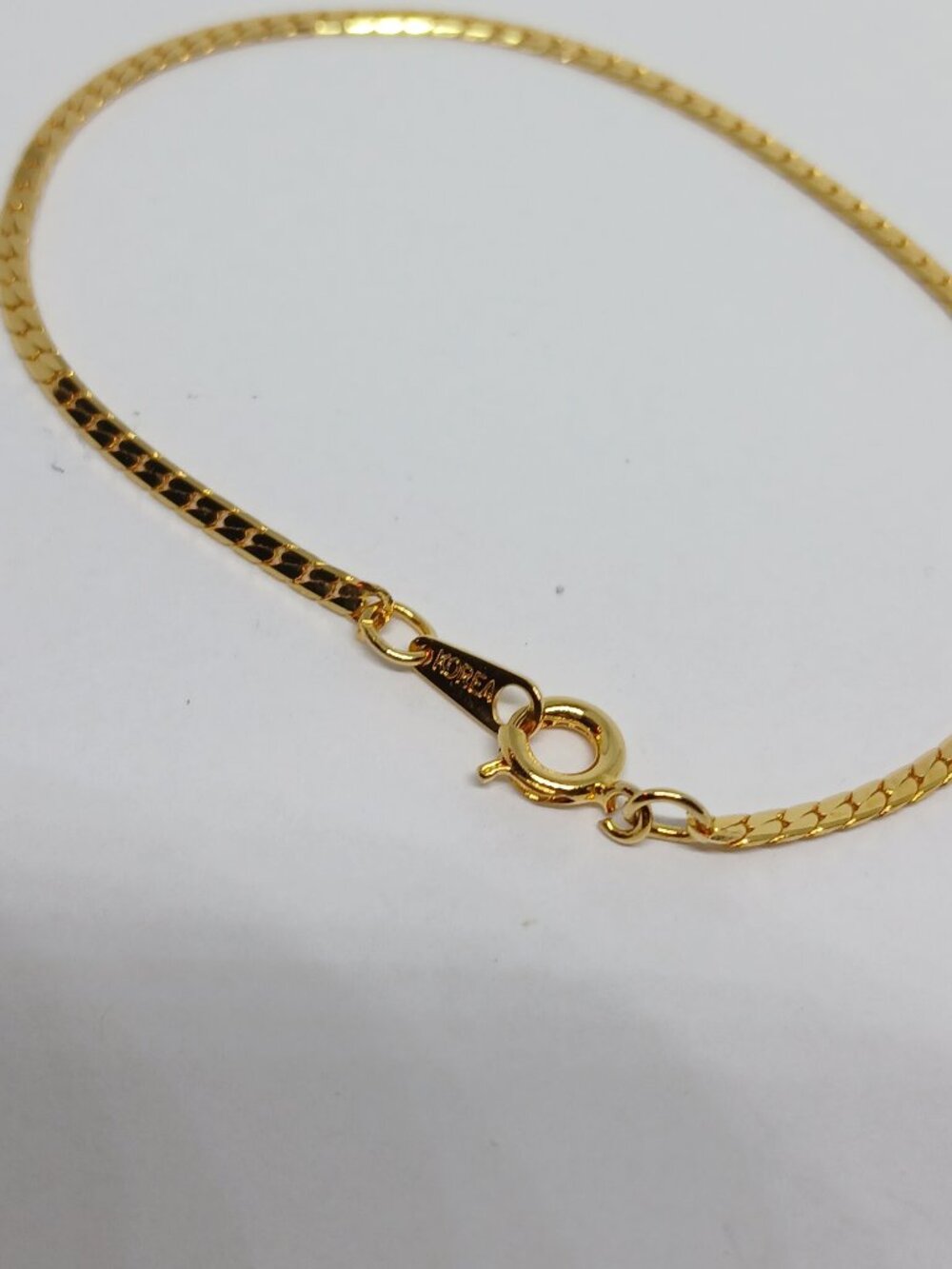 Korea Gold Tone Herringbone Dainty Bracelet Vintage Costume Jewelry #58